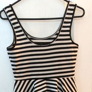 Ladies black and white peblum dress